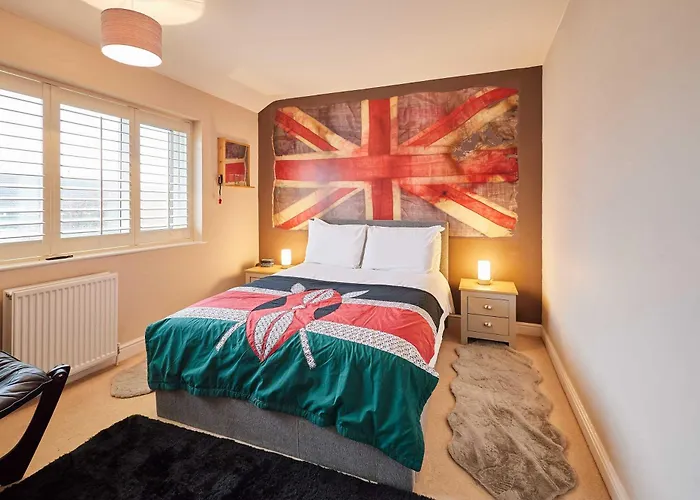 Host & - Nyumbani Hébergement de vacances *